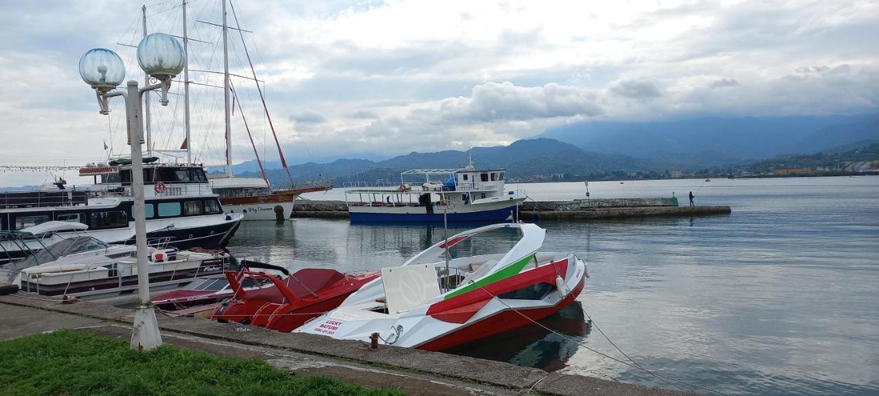 Old Batumi Mare Exterior foto